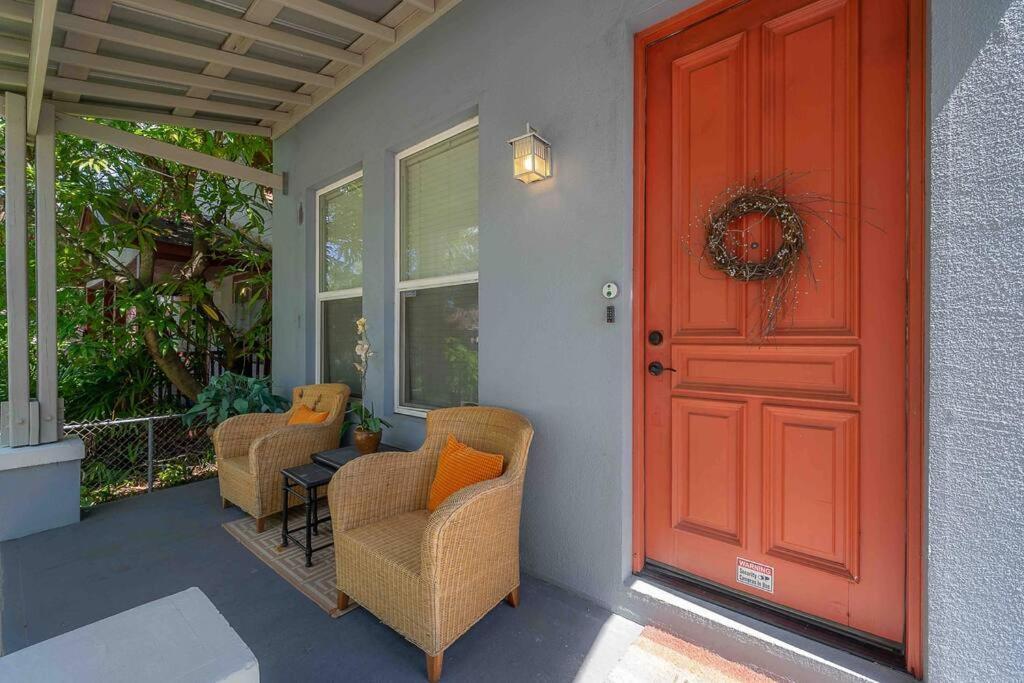 Holiday home Nawlins Vibe With Rooftop Verandah Near Riverwalk And Downtown *