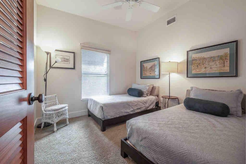Holiday home Nawlins Vibe With Rooftop Verandah Near Riverwalk And Downtown *